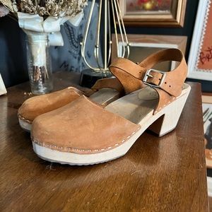 Vintage Lotta clogs